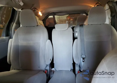 2015 Toyota Sienna Le from USA, damaged, VIN 5TDKK3DCXFS669844